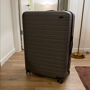 Away Luggage The Large Asphalt Suitcase